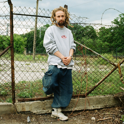 OVAL CREWNECK